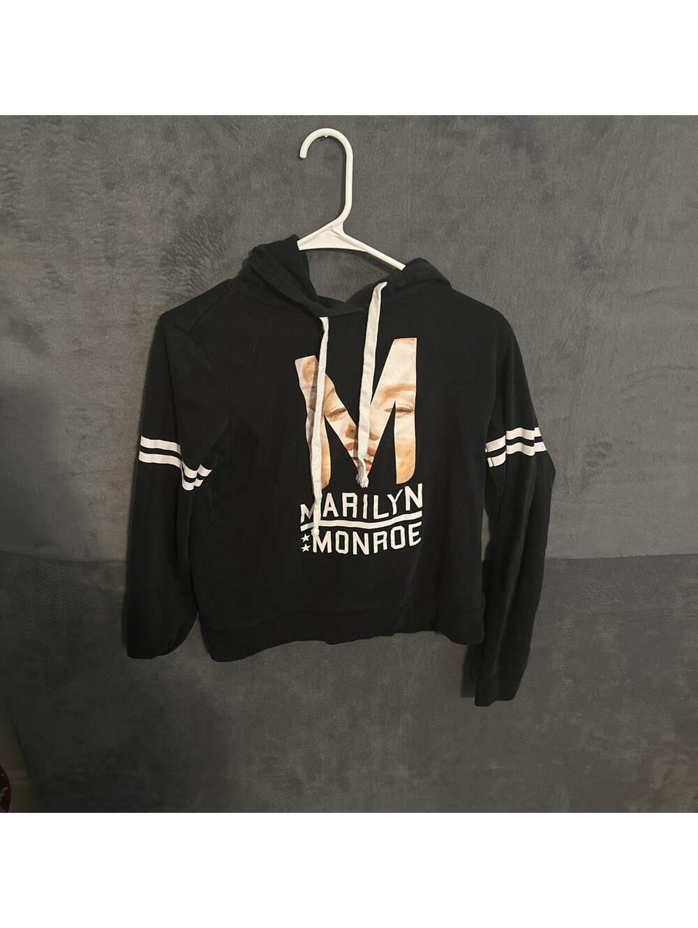 Marilyn Monroe Hoodie Black Womens  Size Small. Smiling Long Sleeve. 2016